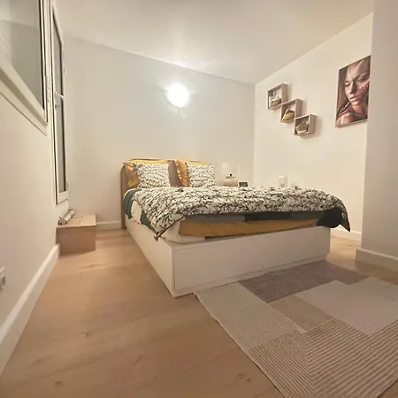 Rooftop Apartment Montmorency